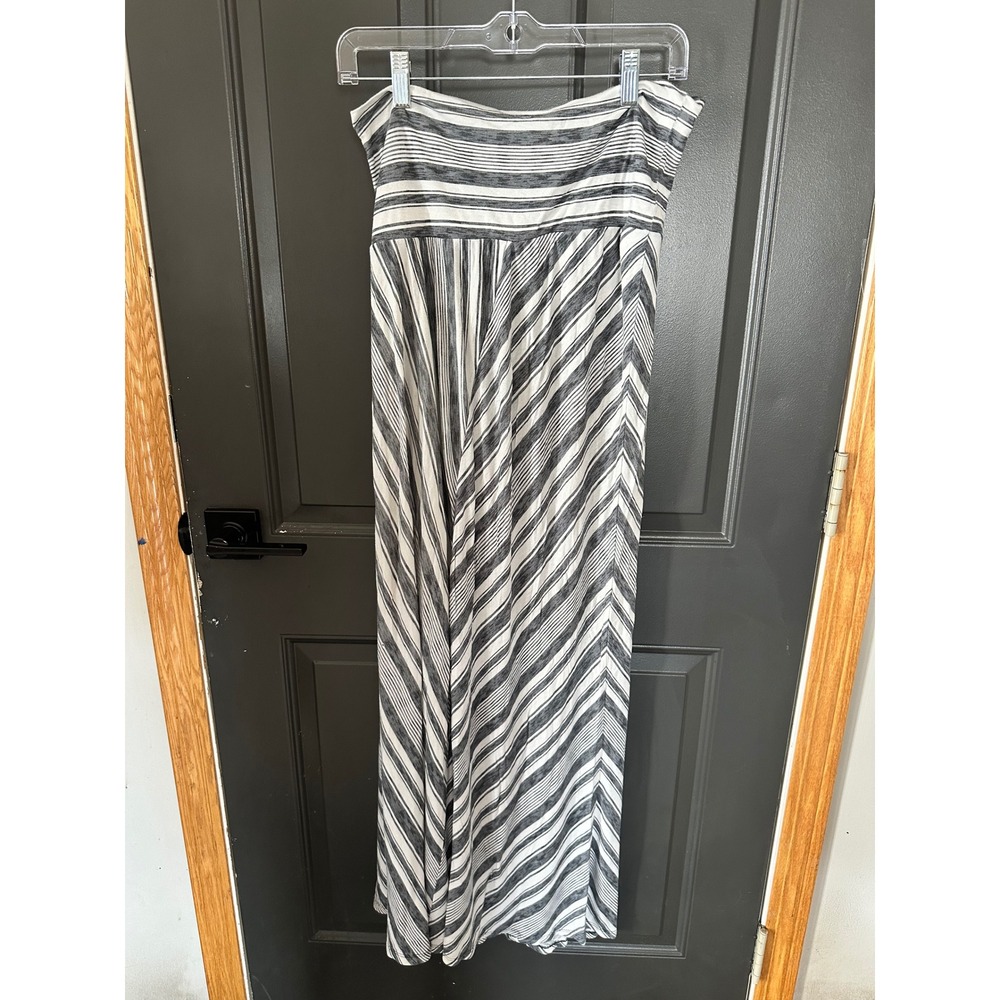 Motherhood Maternity Gray White Striped Maxi Skirt Sz Medium Jersey Knit Stretch